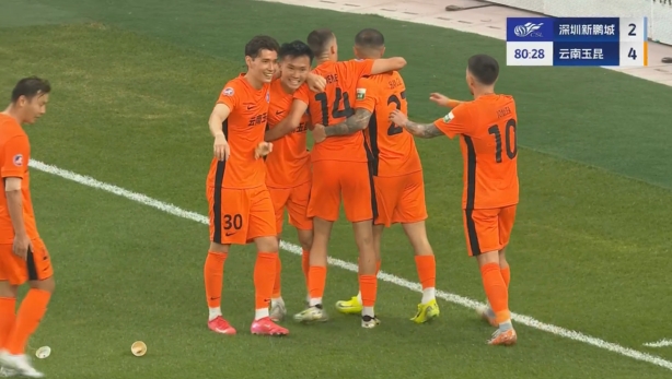 玉昆4-2領(lǐng)先新鵬城！杜加利奇冒頂，徐宏杰得球抽射破門