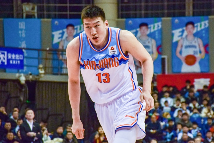高效輸出！李炎哲半場7中5拿到12分2板1助1斷2帽